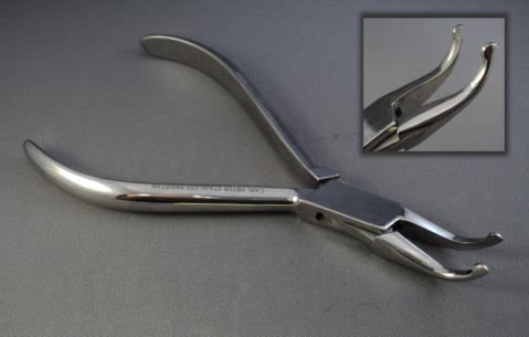 Plier #111 HOW - Crown Curved Serrated Tips