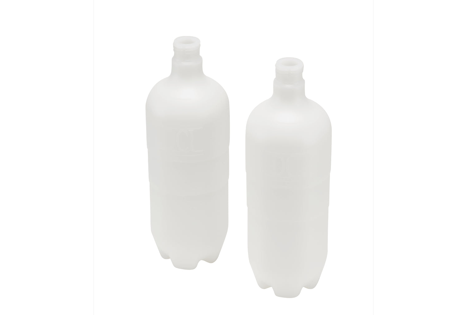 DCI #8652 - Bottle Water Blow Molded .750ML w/Grip & Logo