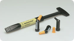 Heliomolar 1X1.6G Flow Syringe A3 Refill & 5 X 0.9Mm Cannulas.