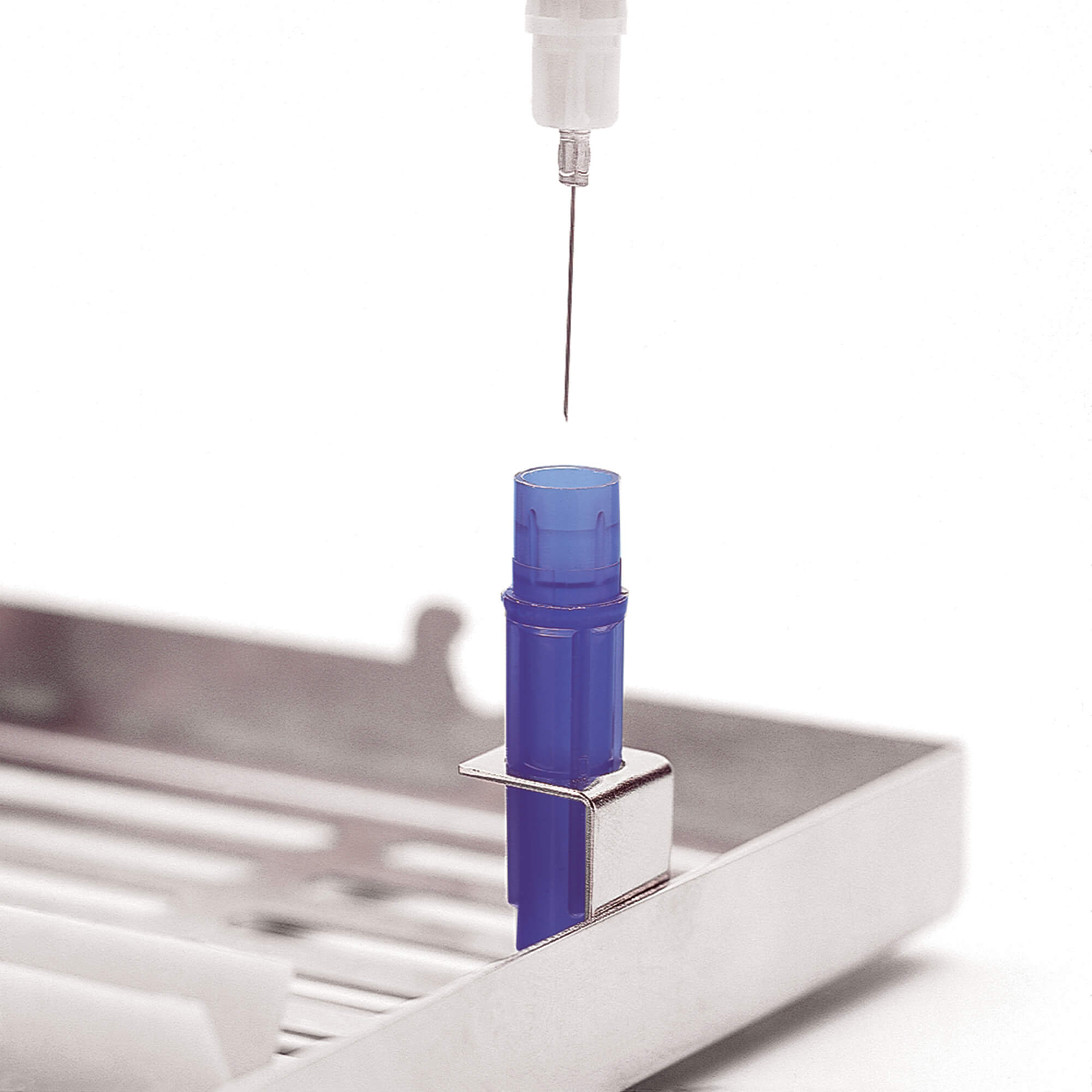 Sig Series Clip/Needle Cap Holder