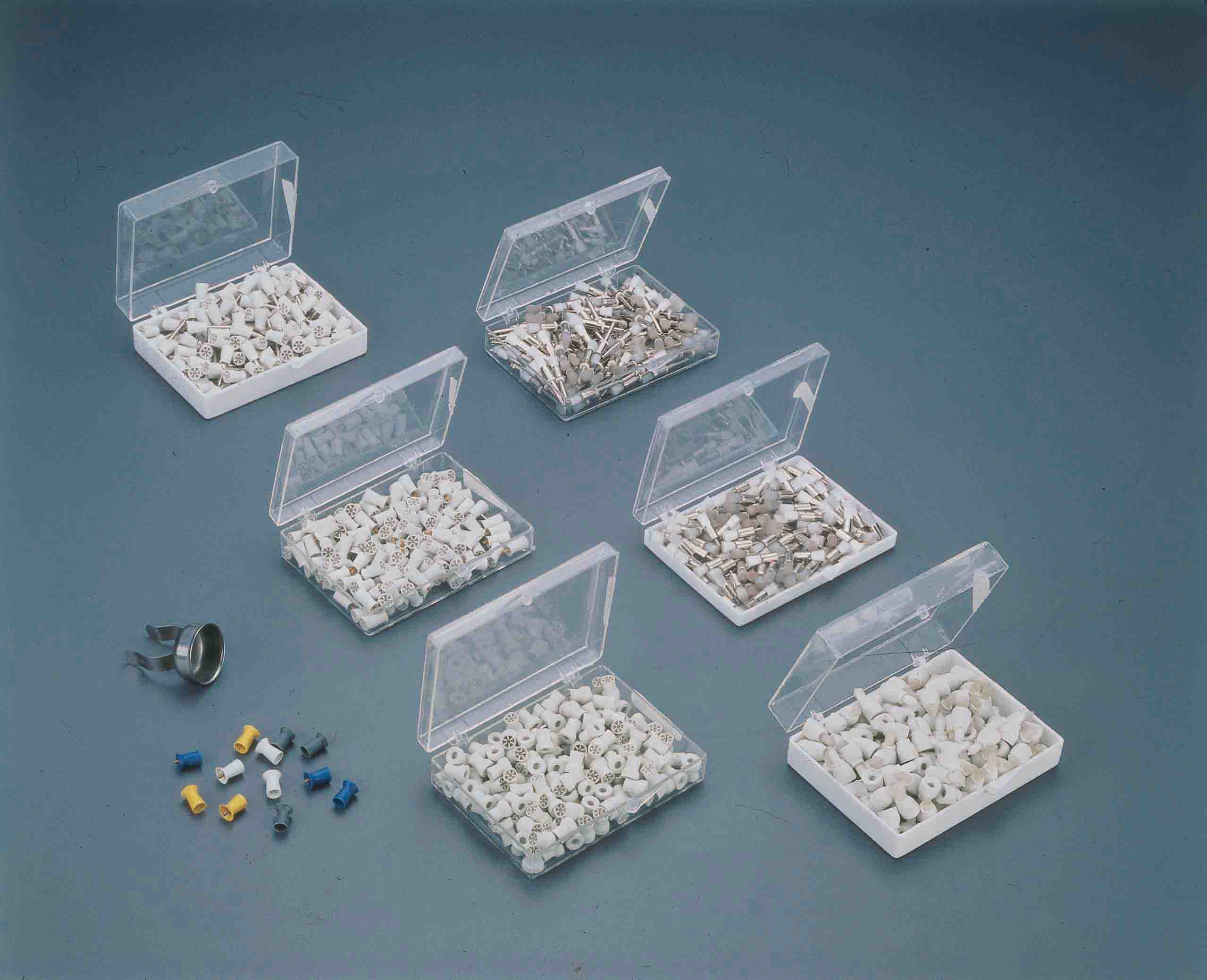 Screw Prophy Cups (6-Web, White, Medium Soft)  144 Per Box